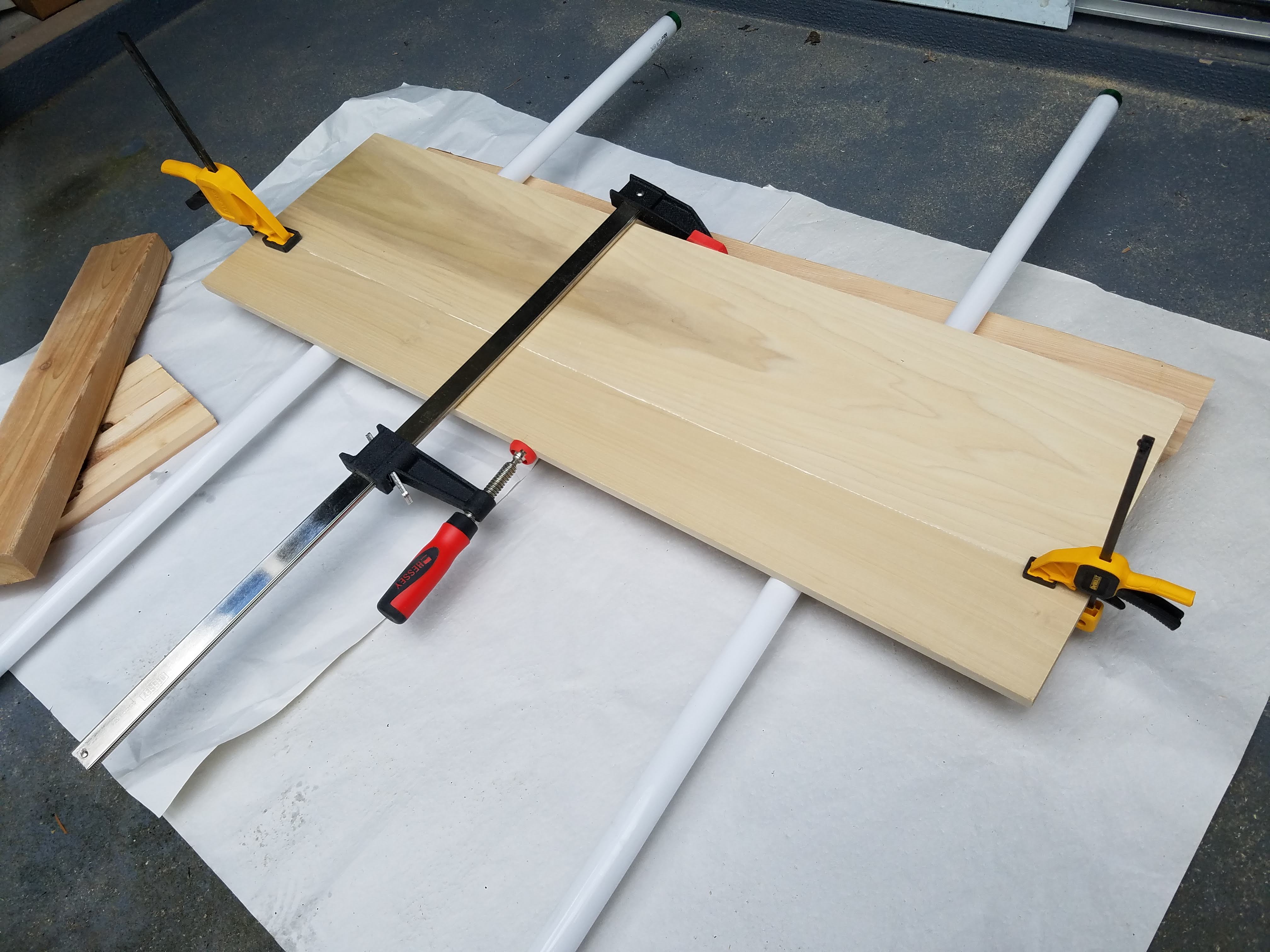 Shelf board glue up